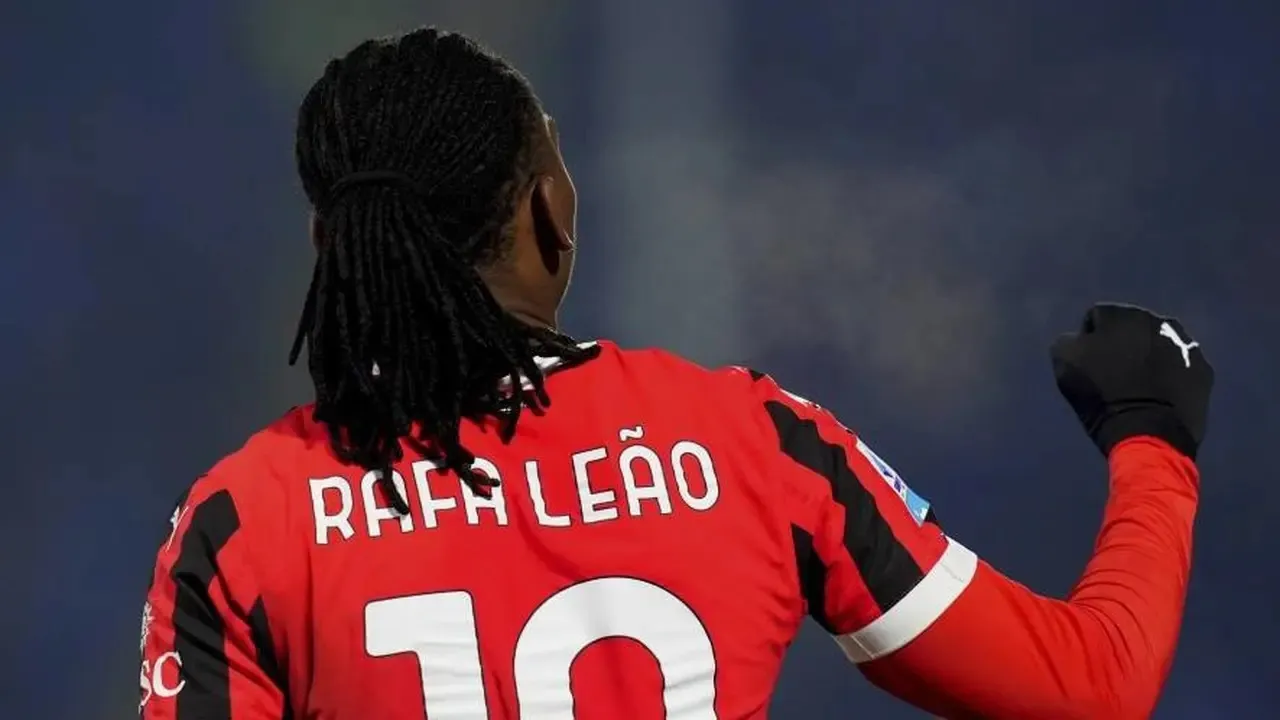 Rafael Leao Berpeluang Reuni dengan Sandro Tonali di Premier League